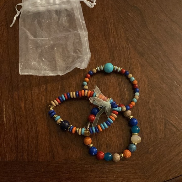 Bracelet Set Wooden Vibrant Stretchy no metal NEW - Picture 2 of 3